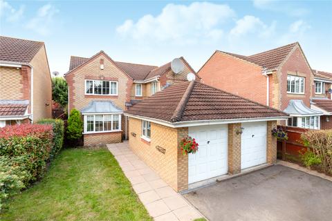 5 bedroom detached house to rent, Paddick Drive, Lower Earley, Reading, Berkshire, RG6
