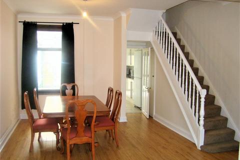 undefined, Mellish Street, Isle of Dogs, E14