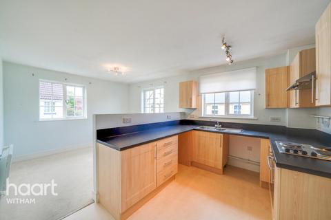37 Bramble Road, Witham, CM8 2GX