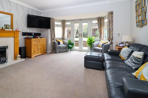 13 Redwald Close, Kempston, Bedford, MK42 8EH