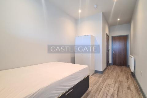 Studio to rent, Renaissance Works, New Street, Huddersfield, HD1 2AT