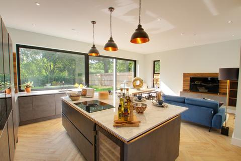 4 bedroom detached house for sale - HAMBLEDON ROAD, DENMEAD