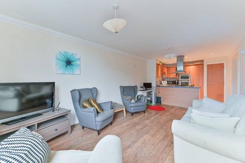 2 bedroom flat for sale, Leslie Park Road, Croydon, CR0