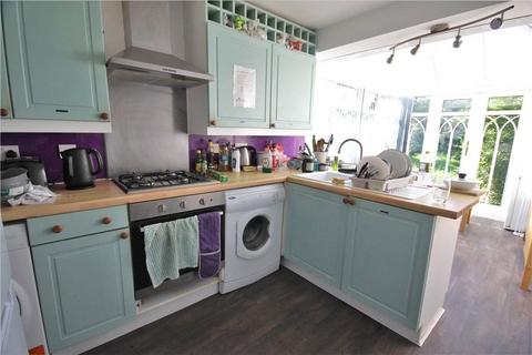 1 bedroom in a house share to rent, Queens Road, Egham, Surrey, TW20