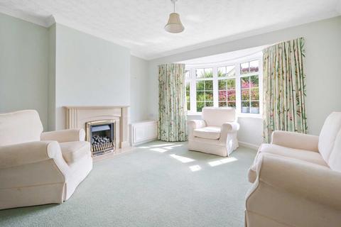 16 Burnards Field Road, Colyton, EX24 6PF