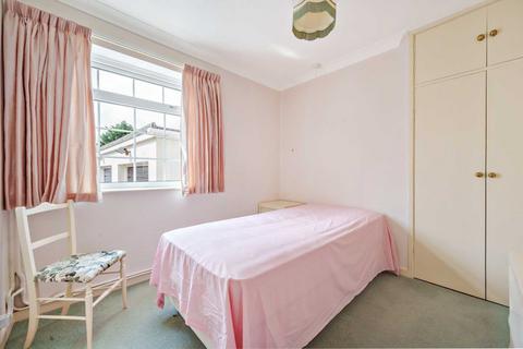 16 Burnards Field Road, Colyton, EX24 6PF