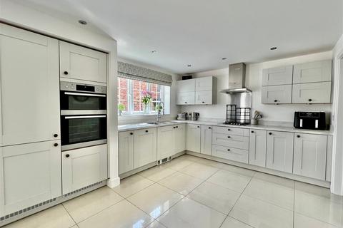 33 Pentagon Way, Wetherby, LS22 6AU