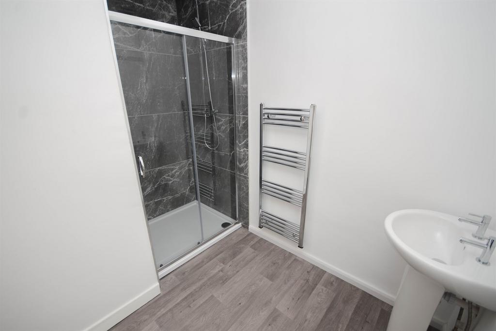 Leighton Street, South Shields 3 bed flat for sale £100,000