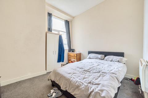 5 bedroom serviced apartment for sale - 11 Hesketh Avenue, Blackpool, Lancashire