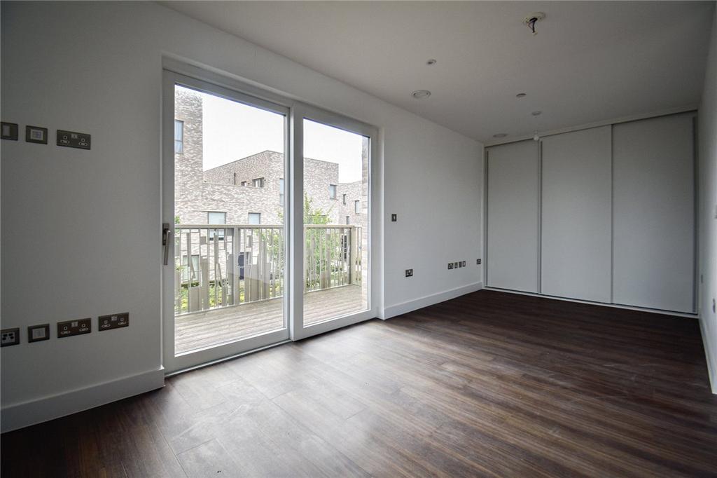 Apartment in Cambridge - View 4