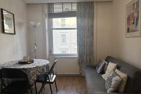 1 bedroom flat for sale, Gloucester Terrace, Bayswater, London, W2