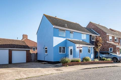 7 Mariners Way, Aldeburgh, IP15 5QH