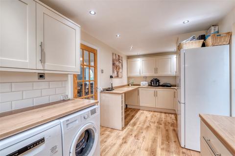 8 Augustine Avenue, Studley, B80 7JP