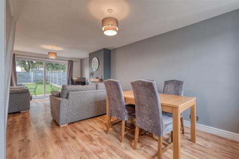 8 Augustine Avenue, Studley, B80 7JP