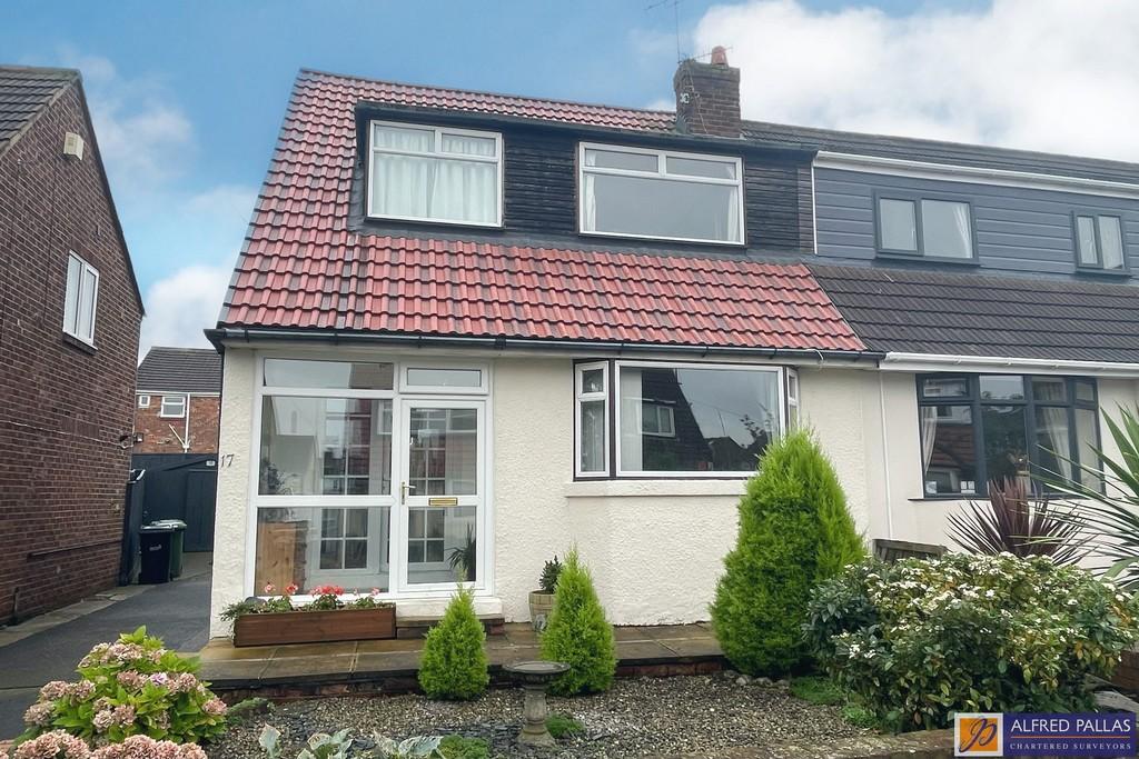 Cedarwood Grove, Tunstall 3 bed semidetached house for sale £179,950