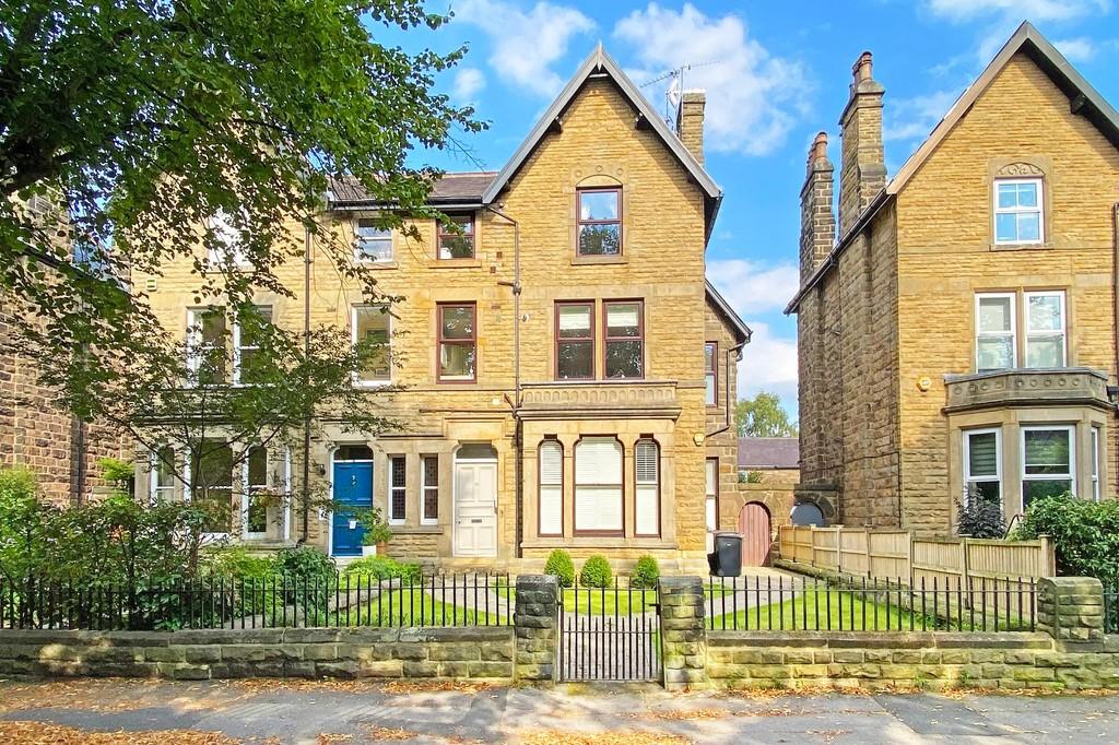 Franklin Road, Harrogate 2 bed apartment for sale £189,950