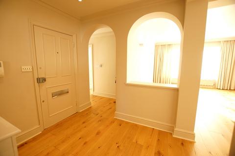 3 bedroom apartment to rent, Montrose Court, Princes Gate, London
