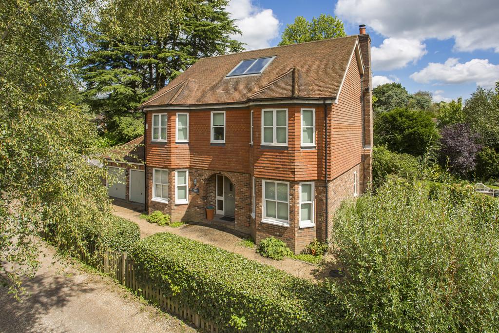 Beacon Road, Crowborough 4 bed detached house £950,000