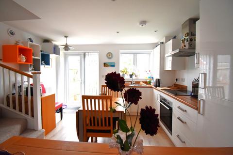 34 Alford Pasture, Cranbrook, Exeter, EX5 7EB