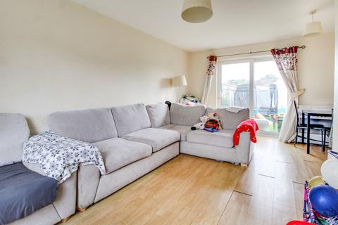 3 Bembridge Close, Swindon, SN3 2PG