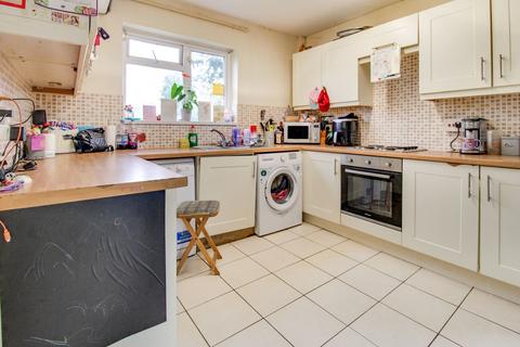 3 Bembridge Close, Swindon, SN3 2PG