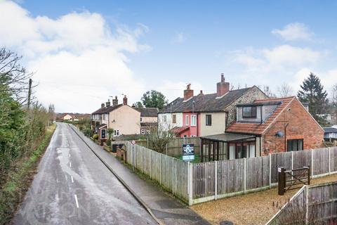 3 bedroom end of terrace house for sale, Yarmouth Road, Broome, Bungay