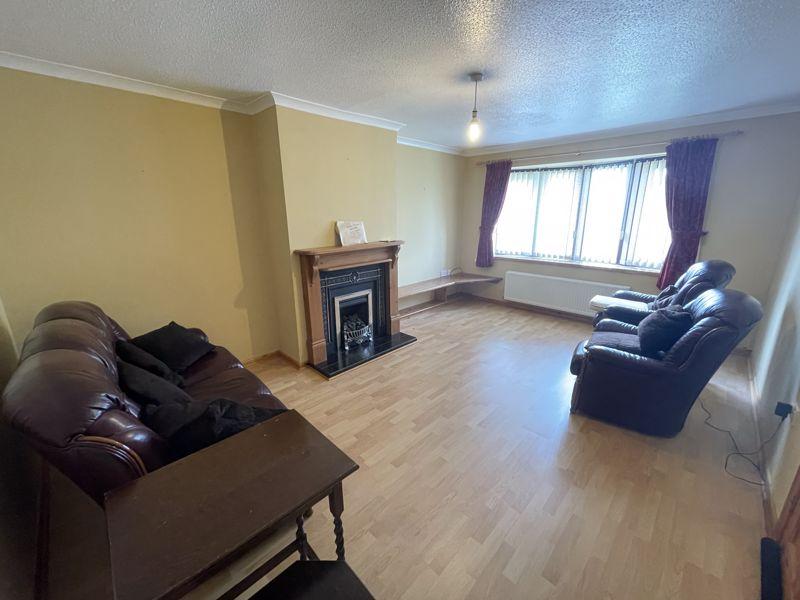 Llangefni, Isle of Anglesey 4 bed semidetached bungalow for sale £