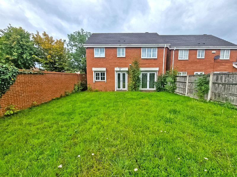 Warwick Avenue, Willenhall 4 bed detached house £290,000
