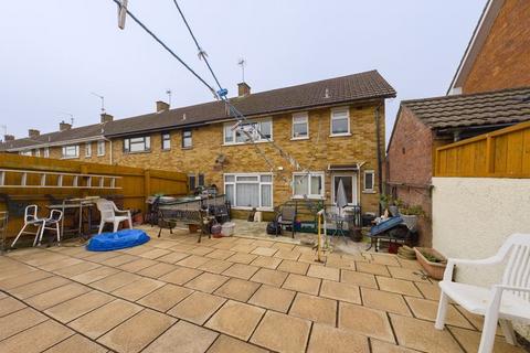 3 bedroom end of terrace house for sale - Washford Avenue Llanrumney Cardiff CF3 5QB