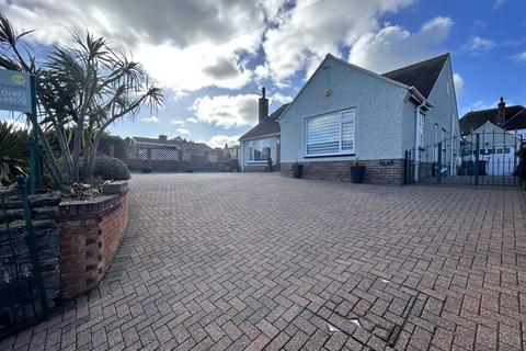 2 bedroom detached bungalow for sale, Green Road, Rhos on Sea