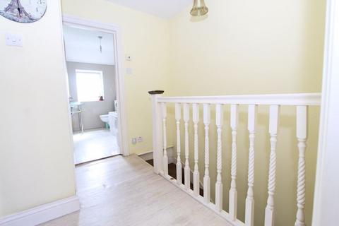 3 bedroom end of terrace house for sale, Greenford, UB6