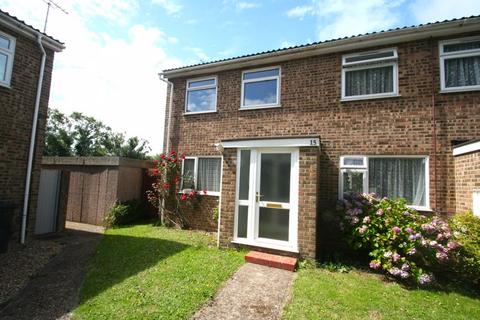 2 bedroom semi-detached house to rent, Canberra Road, Worthing