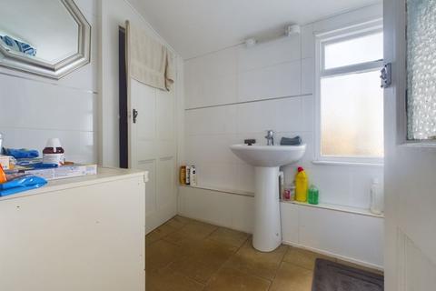 23 Roskear, Camborne, TR14 8DG
