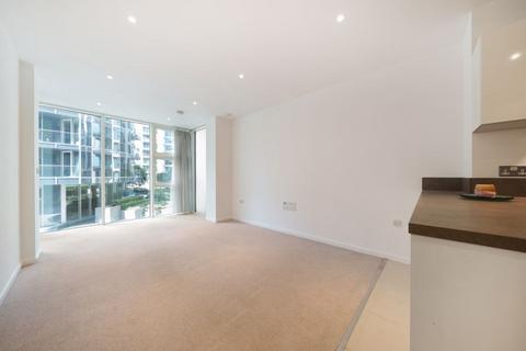 2 bedroom flat to rent, Juniper Drive, London SW18