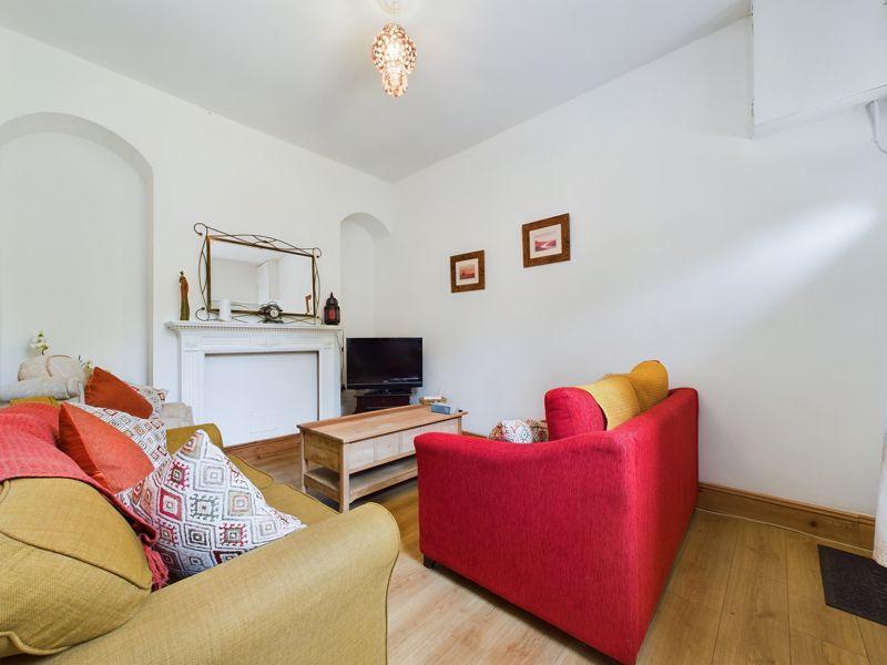 grade-ii-listed-victorian-chapel-with-attached-cottage-in-pontygof