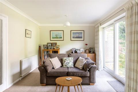 4 Bridle Way, Berkhamsted, HP4 1BS