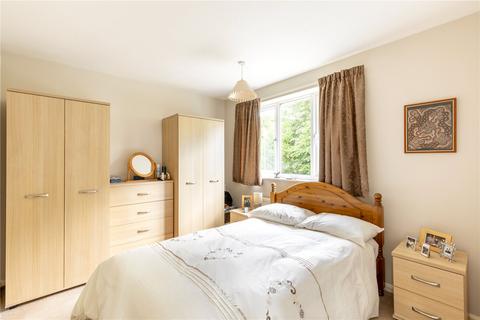 4 Bridle Way, Berkhamsted, HP4 1BS