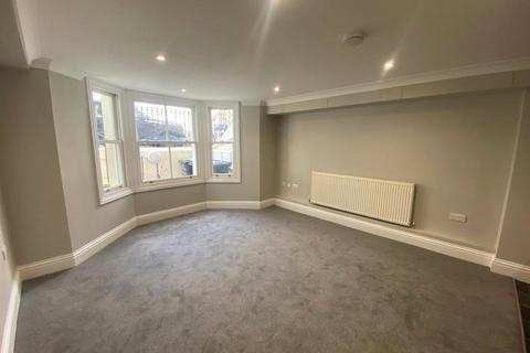 1 bedroom apartment to rent, Cobham Street, Gravesend, Kent, DA11