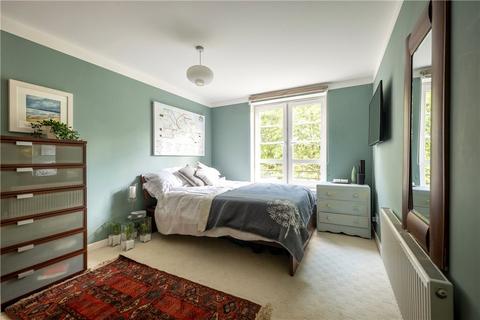 3/9 Powderhall Rigg, Edinburgh, EH7 4GA
