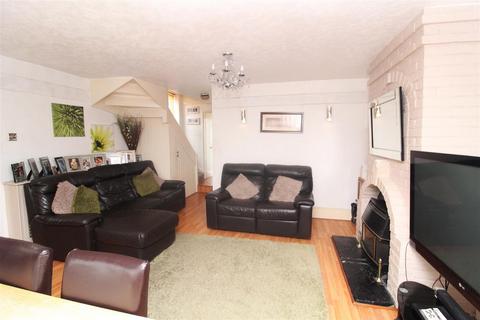 1 Kelso Road, Carshalton, SM5 1AP