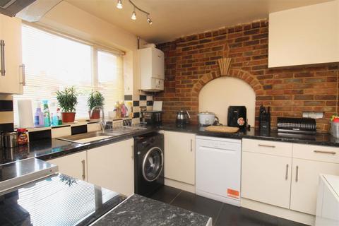 1 Kelso Road, Carshalton, SM5 1AP