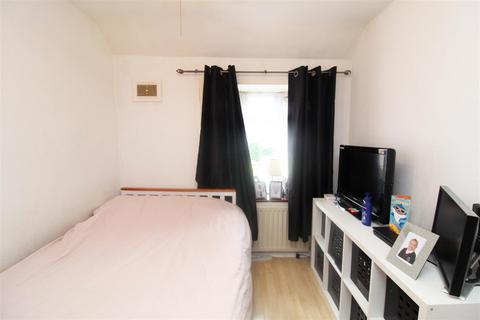 1 Kelso Road, Carshalton, SM5 1AP