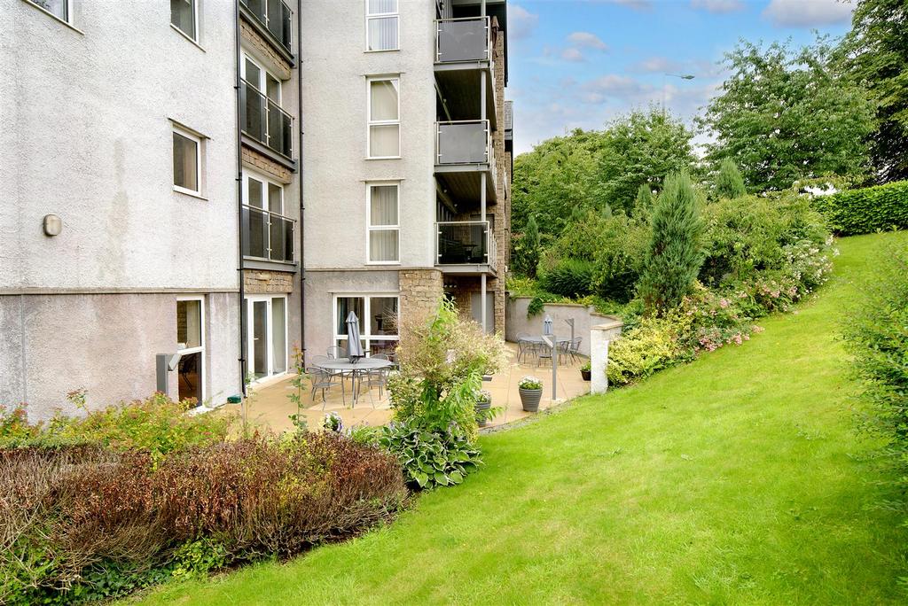 Queen Elizabeth Court