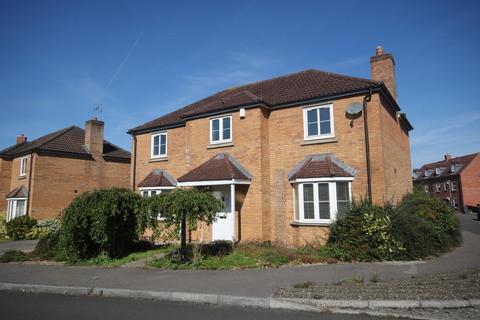 4 bedroom detached house to rent - Warren Road, Staverton, Trowbridge