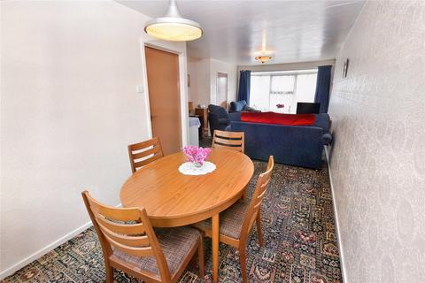 3 bedroom end of terrace house for sale, Cedar Close, Leeds, West Yorkshire