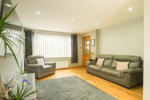 35 Barker Place, Leeds, LS13 4BU