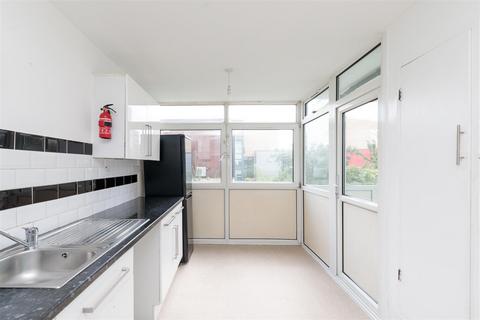 Flat 3, Beckwith House Wadeson Street, London, E2 9DW
