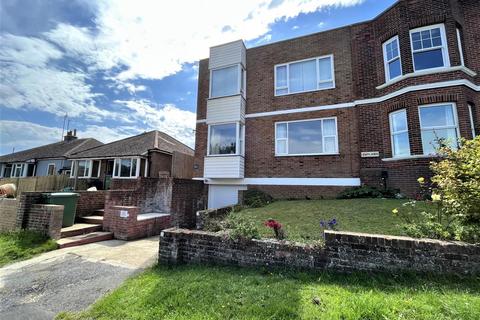2 bedroom flat for sale, First Avenue, Newhaven
