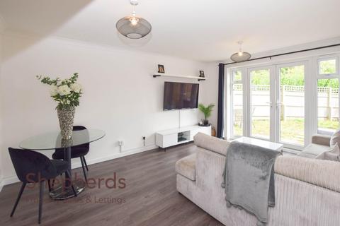 37 Isabel Gate, Cheshunt, Waltham Cross, EN8 0XL