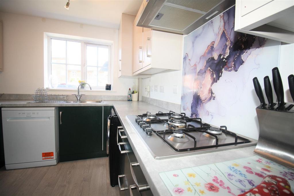 7 Firemans Run Kitchen C.JPG